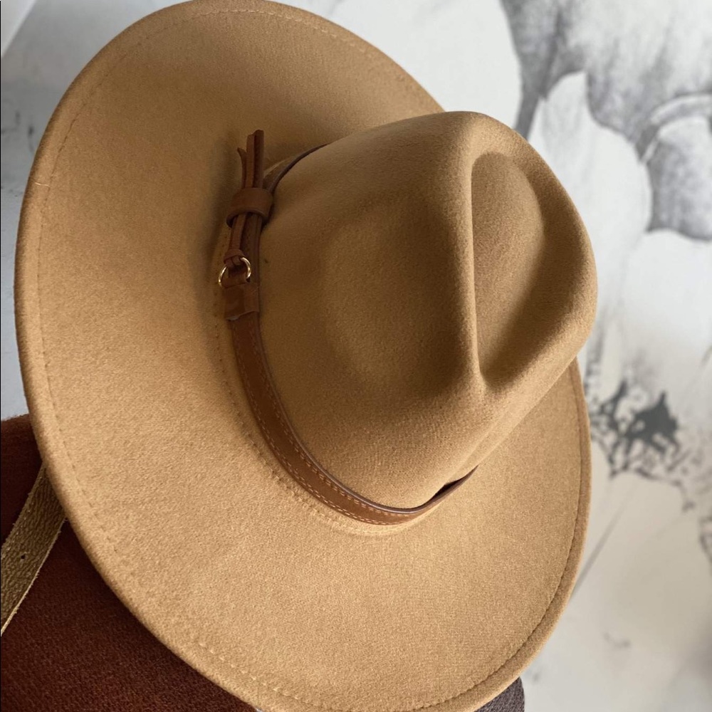 ✨RESTOCK✨WHERE IT ALL STARTS WIDE BRIM HAT- KHAKI - Picture 3 of 4
